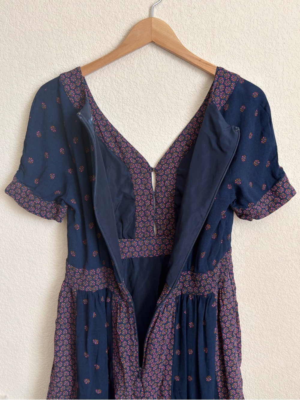 French Connection Mixed Floral Boho V-Neck Mini Dress Size 8 Navy Pink Orange - Picture 14 of 16